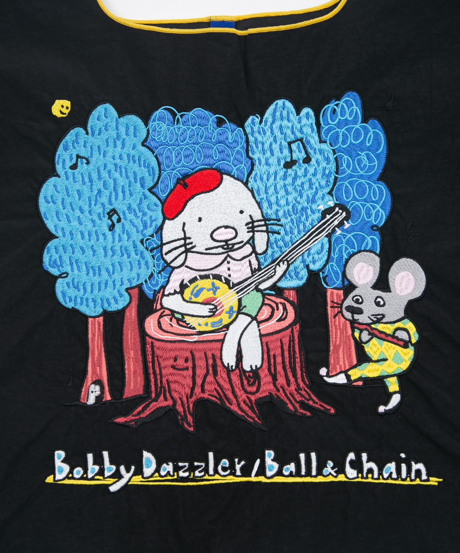 B.Rabbit Guitar (L)